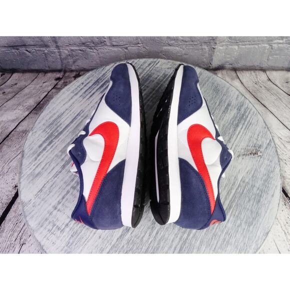 Nike MD Valiant GS Midnight Navy/Picante Red Youth 6.5Y Women 8 New in Box - Picture 8 of 13